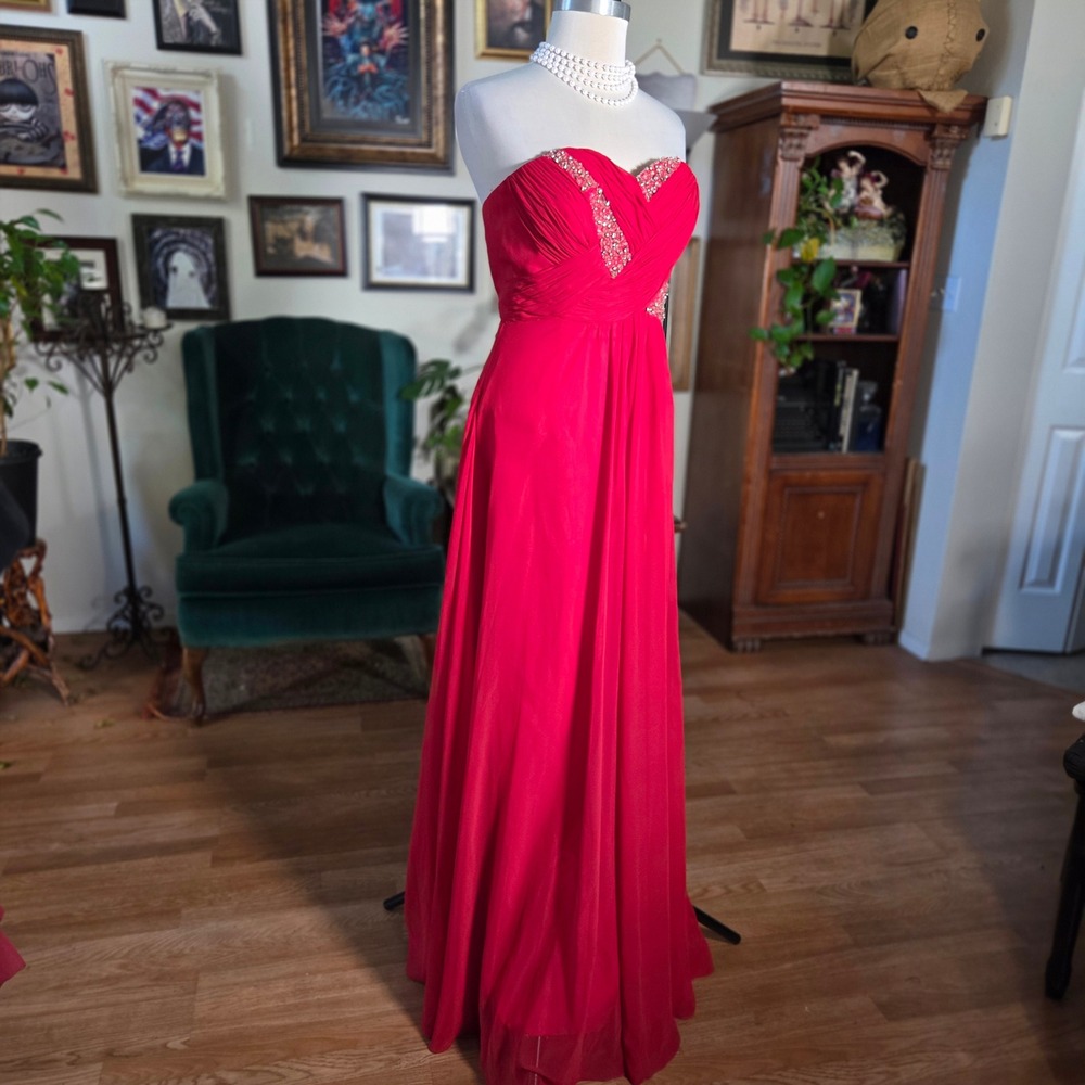 Red Chiffon‎ Strapless Beaded Sweetheart Neckline Formal Evening Gown Maxi Dress